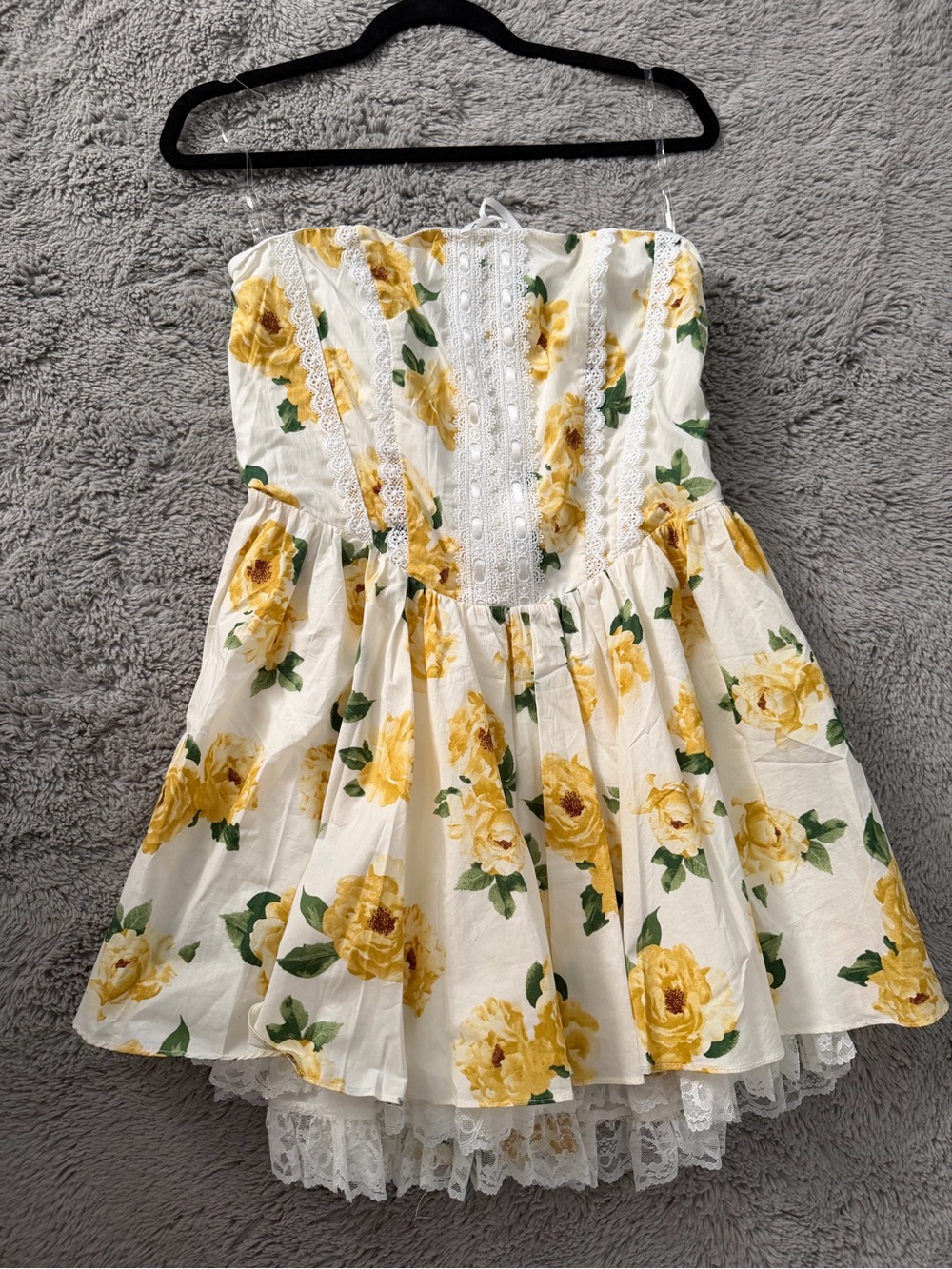NWT Windsor Yellow Floral Lace-Trim Sundress